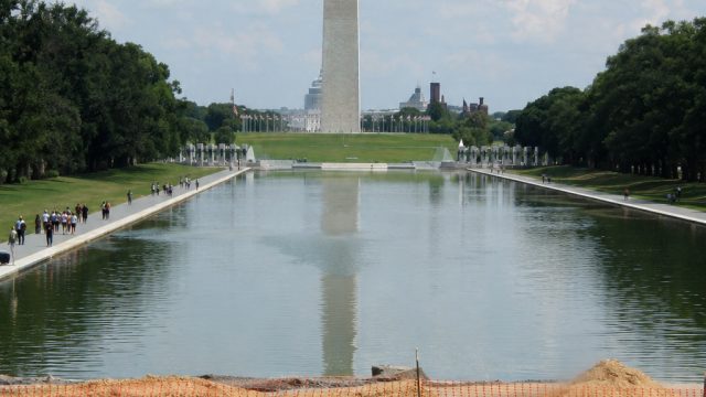 Reflecting Pool Controversy: New Allegations and Environmental Concerns | poker banyak bonus new mem